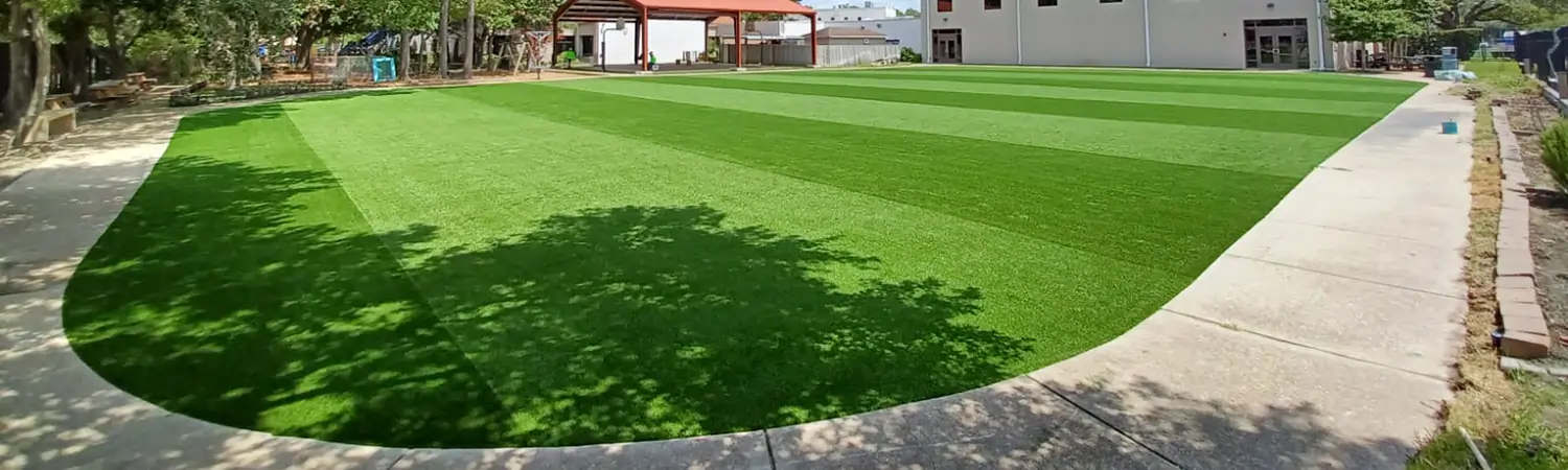 Commercial artificial grass lawn installed by SYNLawn