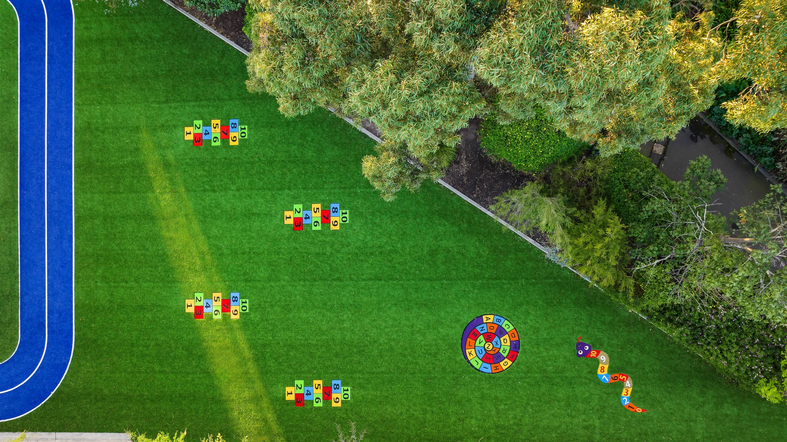 Seattle commercial custom turf design installation